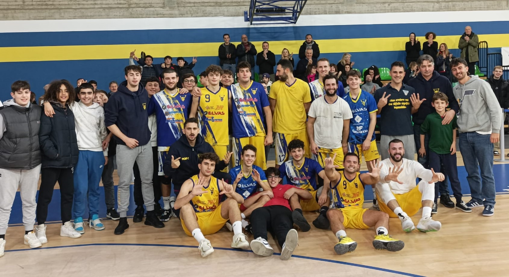 DR2/Basket champagne ed un piccolo brivido